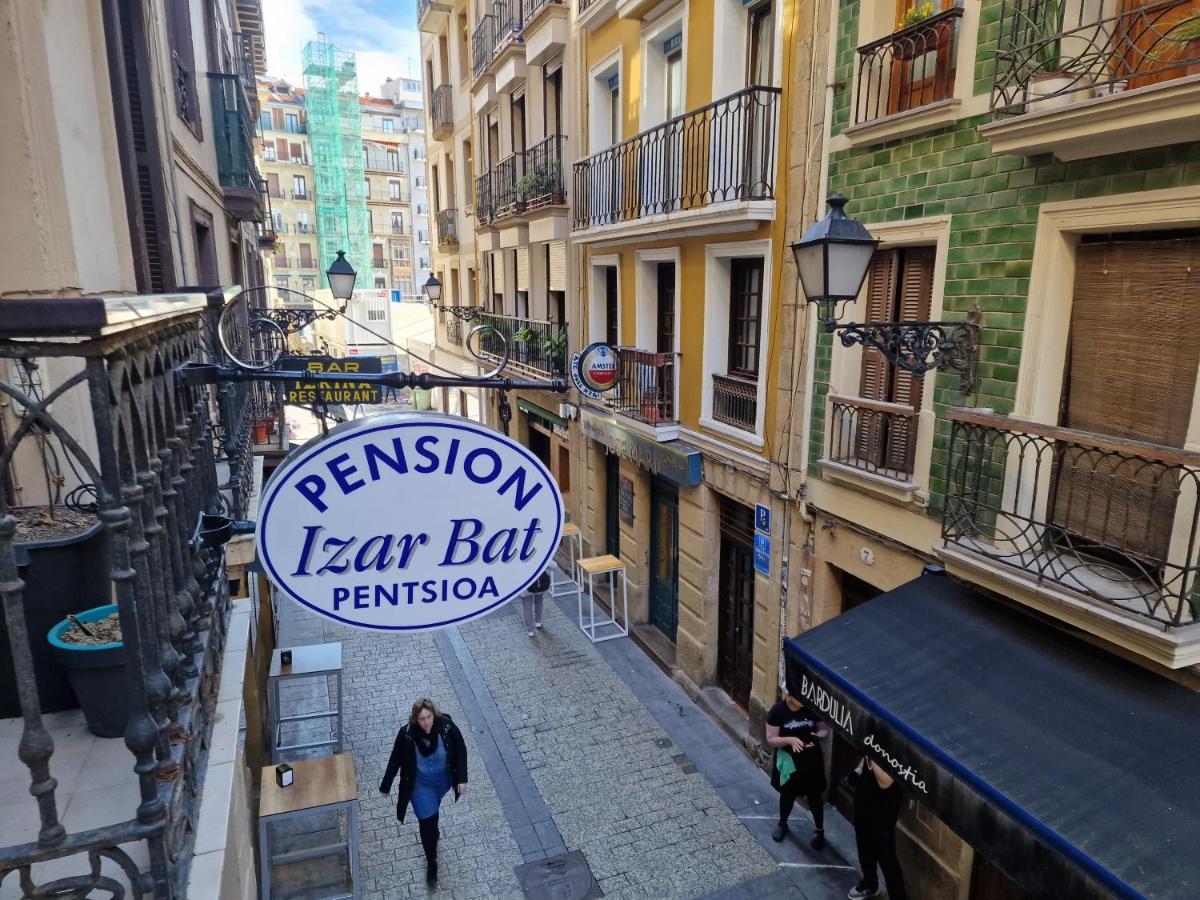 Pension Izar Bat Guesthouse Сан Себастиан Екстериор снимка