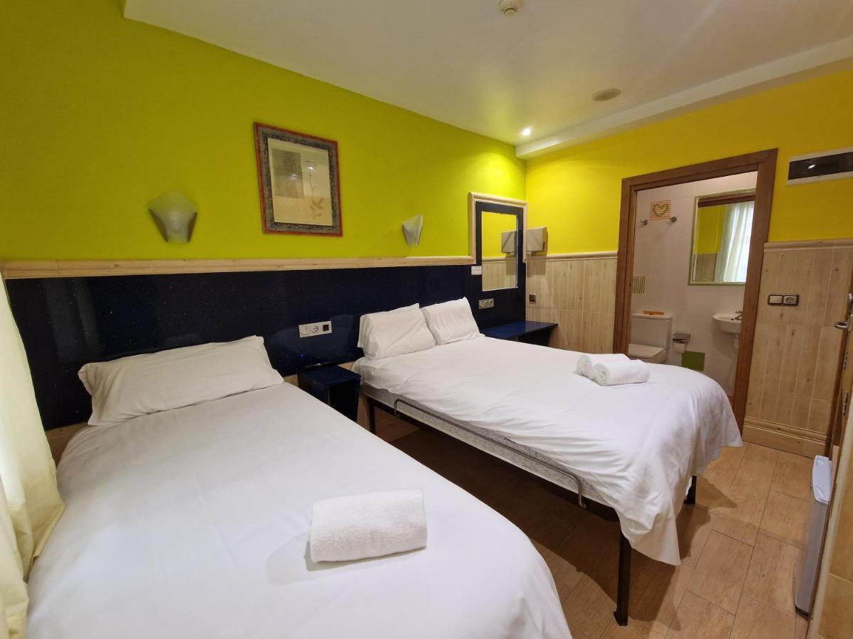 Pension Izar Bat Guesthouse Сан Себастиан Екстериор снимка